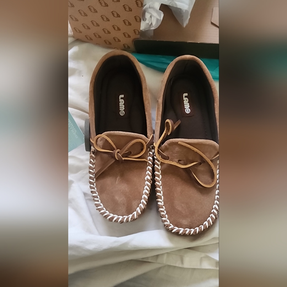 LAMO kids moccasins size 3Y